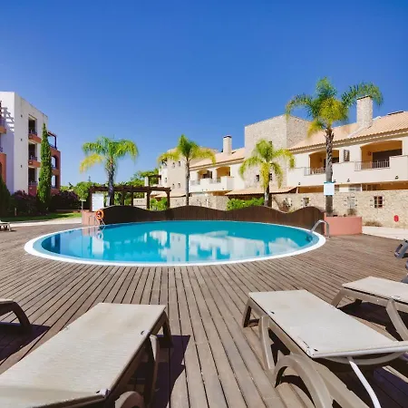 Al - Victoria Gardens Apartment